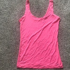 5/$25 Under armour lightweight tank OSFA